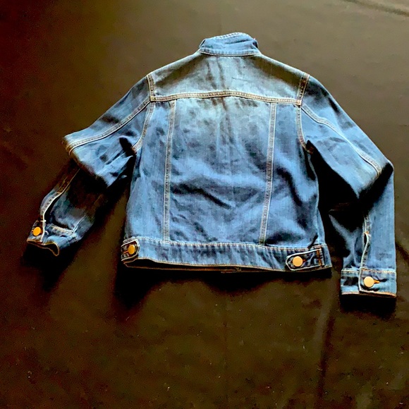 Ashley Mason - Picture 2 of 2